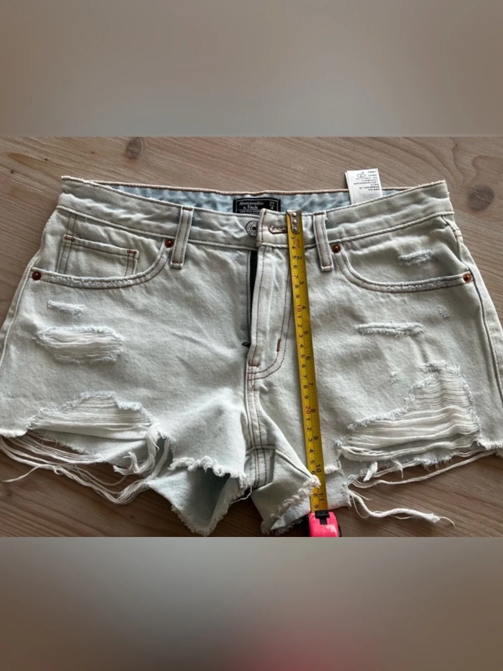 NWT Abercrombie & Fitch Jean Shorts Size 27